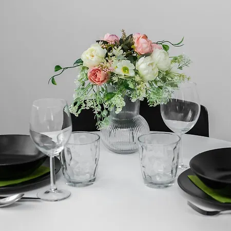 Wood And Grey - Strzalowa 3 By Renters - Self Check In 24h *