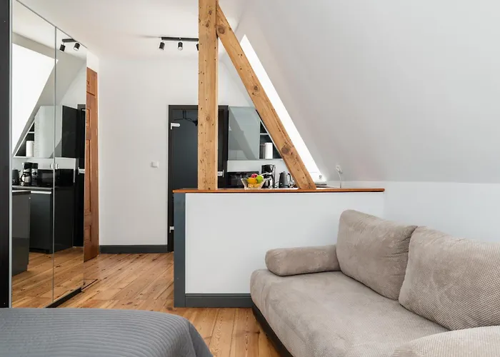 Wood And Grey - Strzalowa 3 By Renters - Self Check In 24h Apartamento *