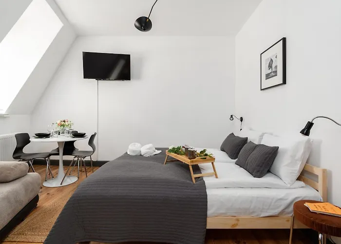 Wood And Grey - Strzalowa 3 By Renters - Self Check In 24h Apartamento *
