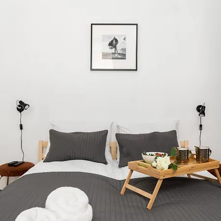 Wood And Grey - Strzalowa 3 By Renters - Self Check In 24h * Poznan