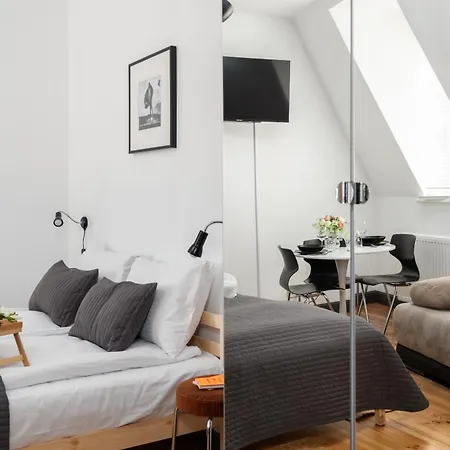 Wood And Grey - Strzalowa 3 By Renters - Self Check In 24h Apartment Poznan