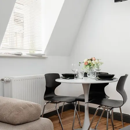 Wood And Grey - Strzalowa 3 By Renters - Self Check In 24h Apartment Poznan