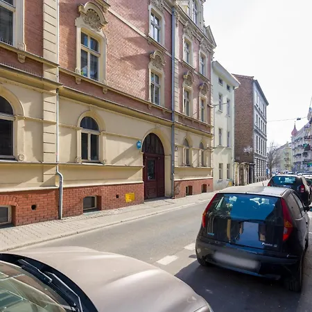 Apartment Wood And Grey - Strzalowa 3 By Renters - Self Check In 24h Poznan