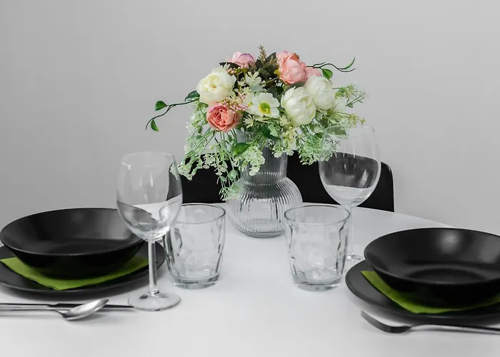 Wood And Grey - Strzalowa 3 By Renters - Self Check In 24h *